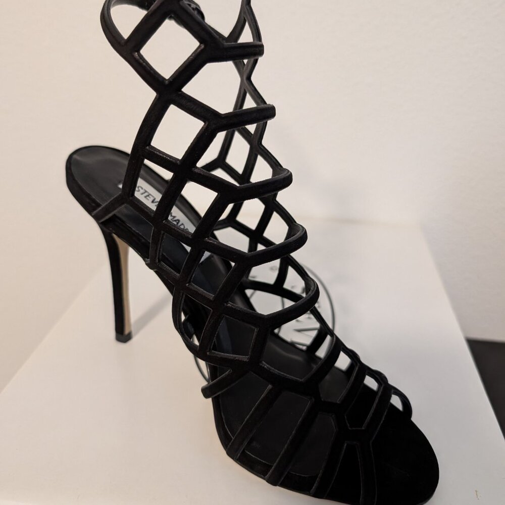 NEW Steve Madden Slithur Black Nubuck Heels, Size 7.5 - Picture 4 of 7